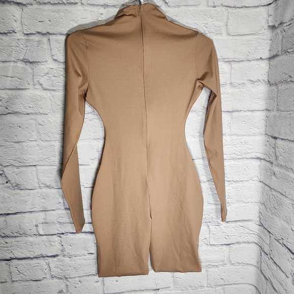 SKIMS All-In-One Long Sleeve Mid Thigh Onesie in Sienna/XS/NWT - Picture 4 of 10